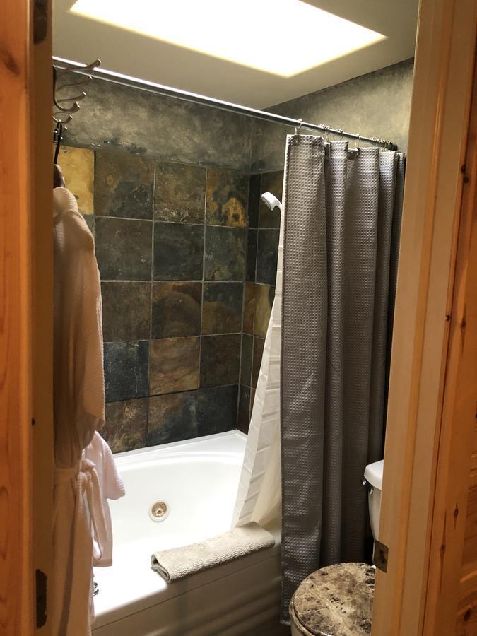 All Seasons Groveland Inn 외부 사진